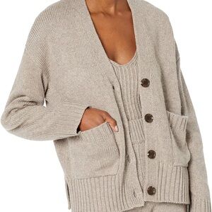 Cozy Beige Women's Cardigan, tank, shorts and wide leg pants set